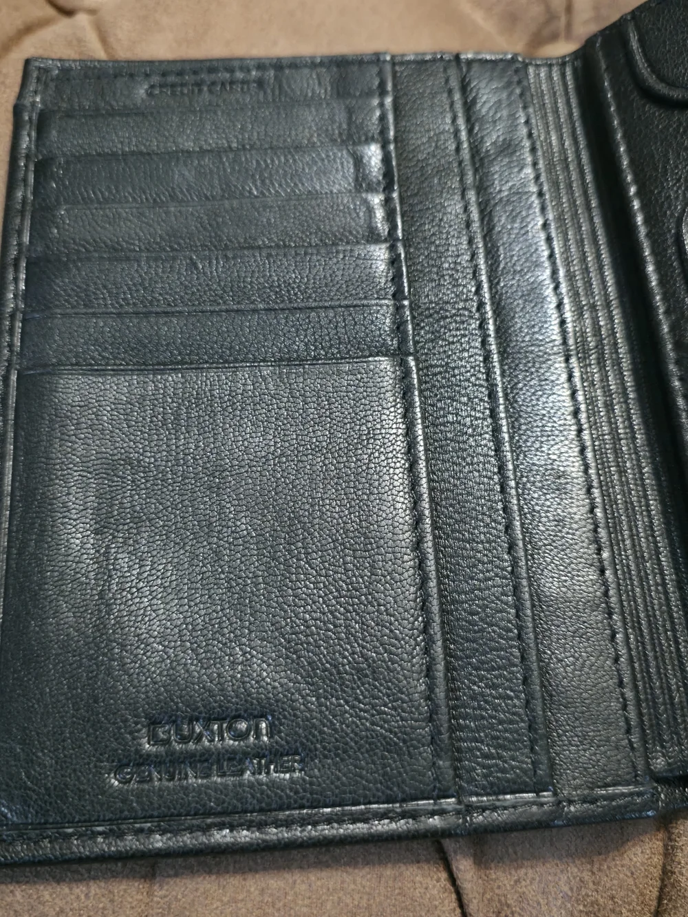 Leather Bifold Wallet in Dark Green